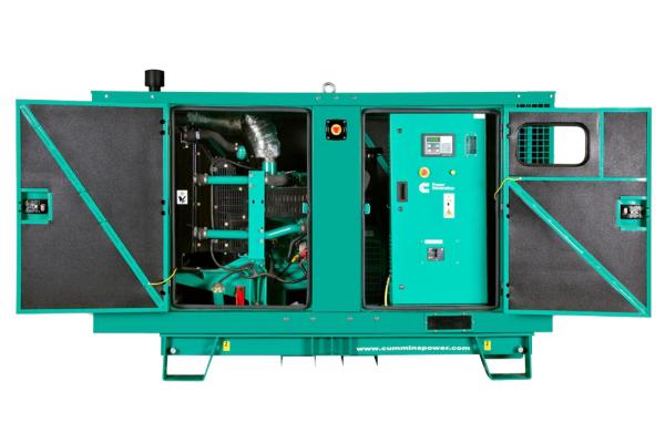 Aksa Cummins C90D5 vorne offen Aksa Cummins C90D5 vorne offen